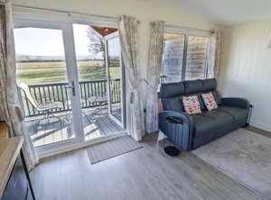 Cotswold Lodge | Bretforton
