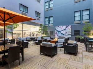 Courtyard | Cultural District