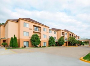 Courtyard | Springfield