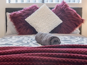 Cozy Duplex Bdrms | Glenfield