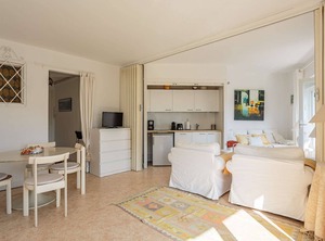 Biarritz Persons | Biarritz City Centre
