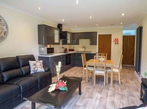 Cwm Gran Meadows | Pontyclun