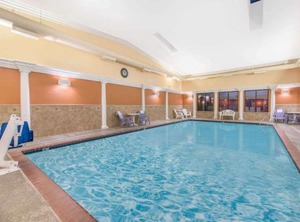 Days Inn | Minot