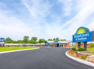 Days Inn | Wauseon