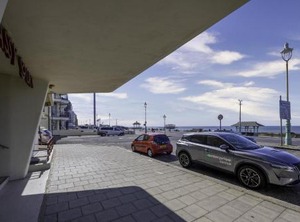 Deco Seafront | Brighton