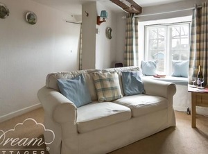 Dormouse Cottage | Burton Bradstock
