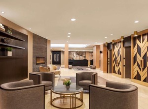 Doubletree | Pointe Claire