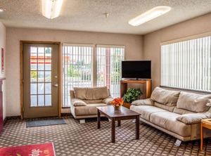 Travelodge | Jennings Lodge