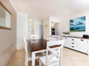 El Sandi North Street | Forster