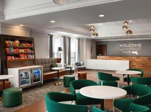 Braintree Inn | East Cambridge