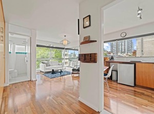 City | Potts Point