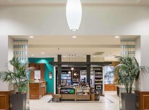 Hilton | Lake Forest