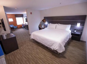 Holiday Inn Express Suites Locust Grove Ihg Hotel | Locust Grove