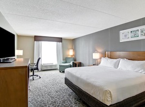 Holiday Inn Express Oshawa Downtown Toronto Ihg Hotel | Durham Region