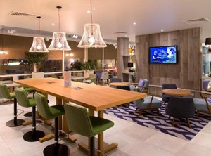 Holiday Inn Salisbury Stonehenge Ihg Hotel | Amesbury