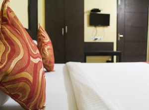 Hotel Thames | Kalighat