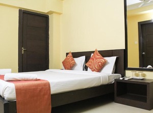 Hotel Thames | Kalighat