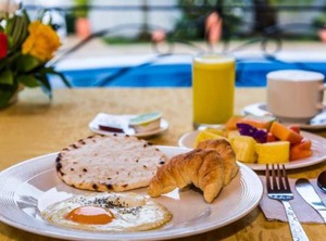 Apartahotel Montes | El Castillo