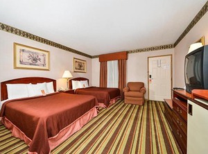 Howard Johnson | Lenox