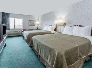 Howard Johnson | Manteno