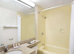 Howard Johnson | Newburgh