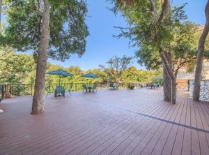 Treetop Villa | New Braunfels