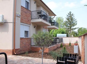 Imola És Andrea Apartmanház | Hajduszoboszlo