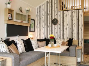 Jacob Meadow Pod | Church Stoke