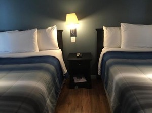 Jones Beach Hotel | Wantagh