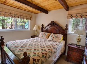 Lloyds Lodge Rental | Carnelian Bay