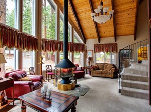 Lloyds Lodge Rental | Carnelian Bay