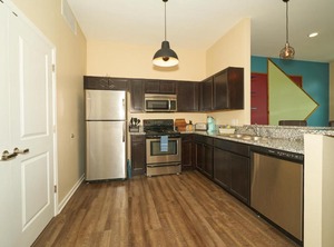 Chic Br Garage | Fall Creek Place