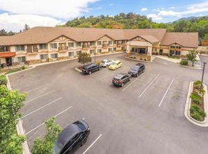 Magnuson Grand Pikes Peak | Manitou Springs