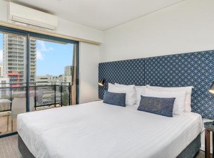 Mantra Hay | East Perth