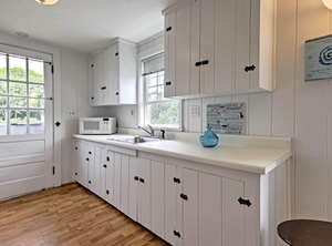 Cottage Craigville Beach | West Hyannisport