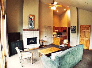 Mountain Lodge | Woods Bay