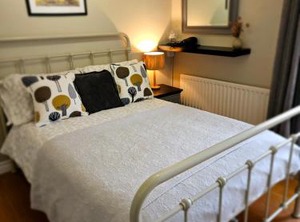 Host Stay Hideaway Cottage | Broompark