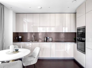 Altido Elms | Nine Elms