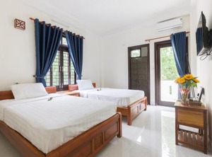 Bong Homestay | Cam Kim