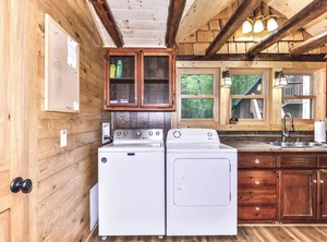 Hodge Podge Lodge Sand | Phelps