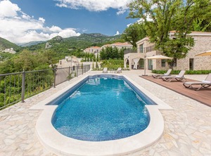 Oak Leaf Residence Villa Budva | Kuljace