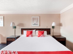 Oyo Hotel Wadsworth | Wadsworth