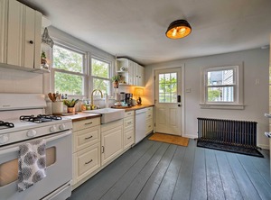 Cottage Stone Harbor Beaches | Cape May Court House