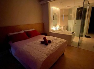 Soho Suites Klcc | Taman Kobena
