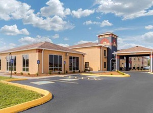 Quality Inn Fort Campbell | Cadiz