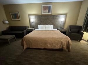 Quality Inn Hwy | Forsyth