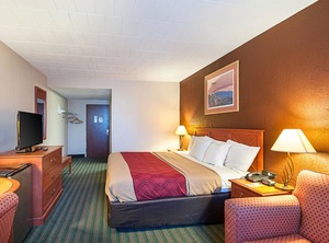 Quality Inn Pimlico Racetrack | Reisterstown Station
