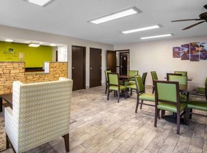 Quality Inn Metropolis | Metropolis