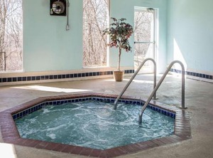 Quality Inn | West Bend