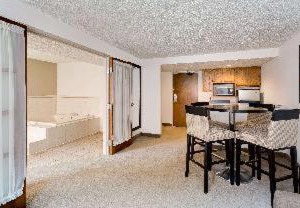 Ramada | Marquette